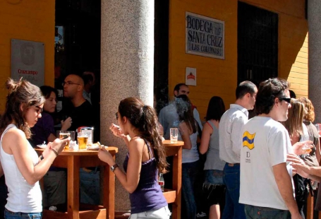 Bares y terrazas. El estilo de vida sevillano